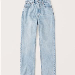 Abercrombie Curve Love 90s Ultra High Rise Straight Jeans - 32 long